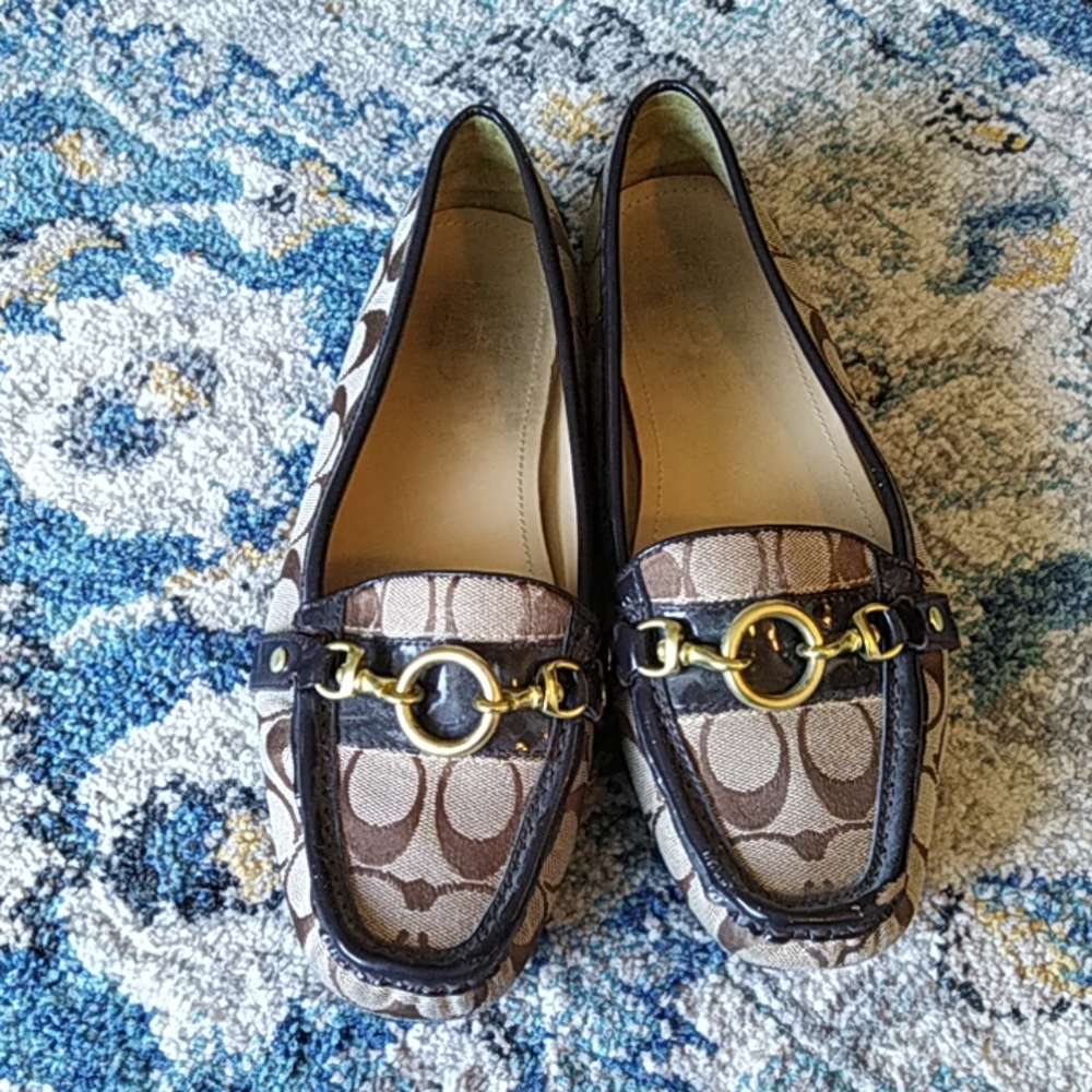 Couch Sophy styled loafers